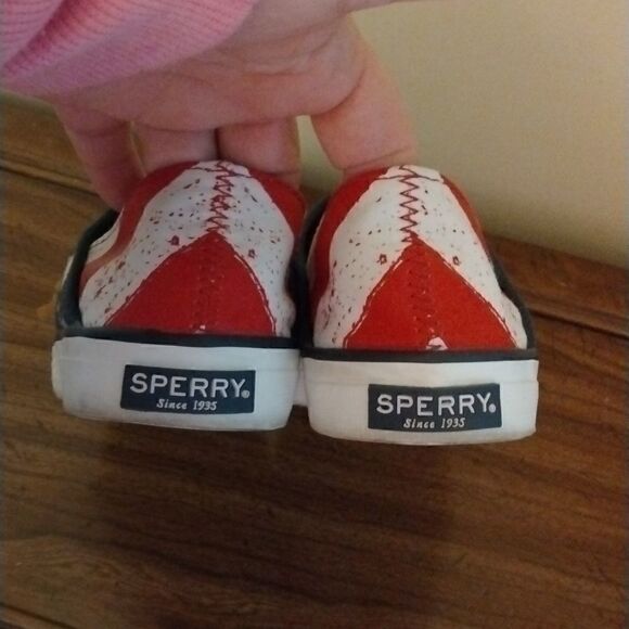 Sperry - Picture 4 of 6
